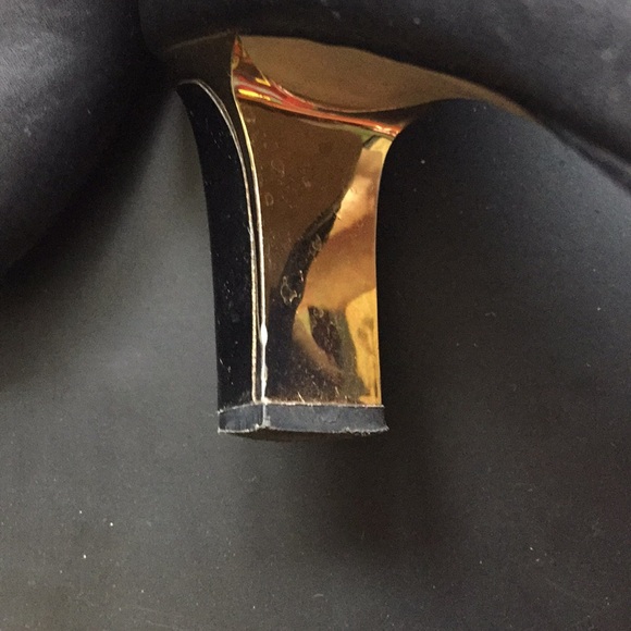 Anne Klein Black Leather Booties - Picture 6 of 8